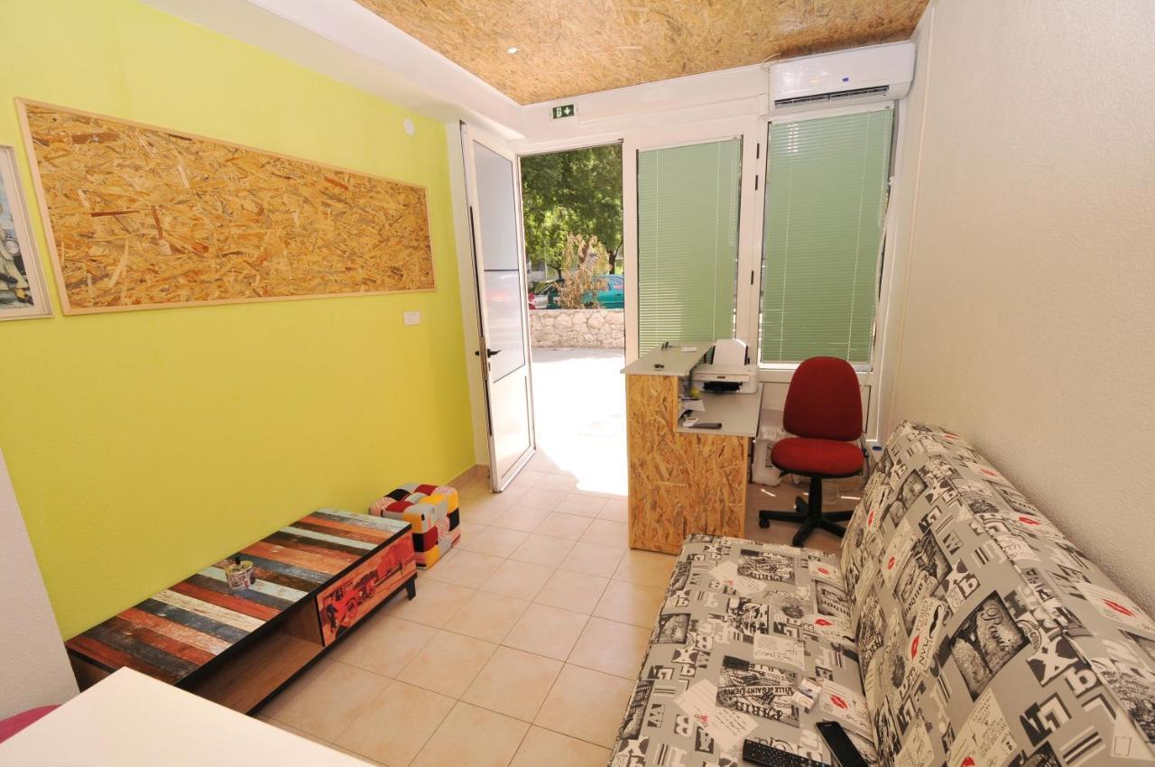 Oasis Hostel Split Exteriör bild