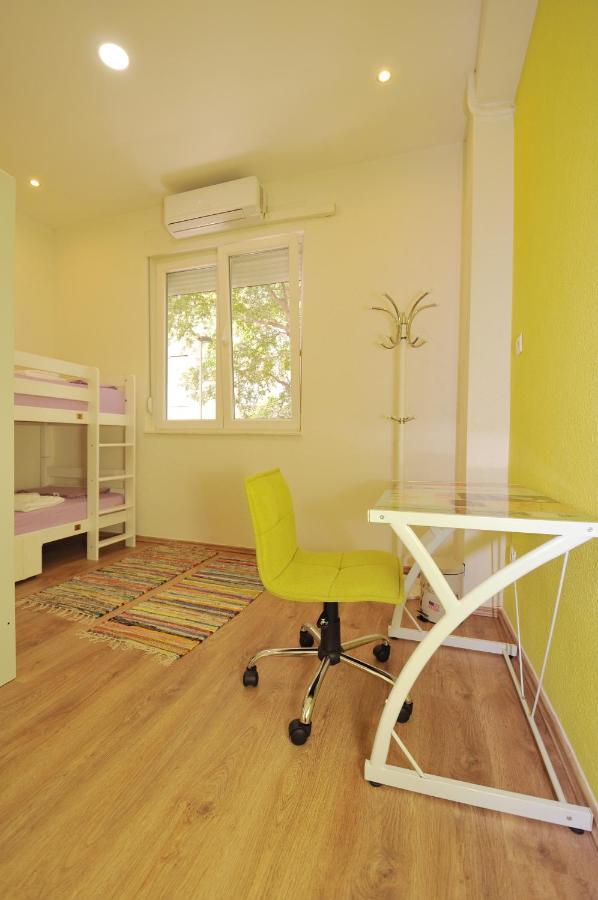 Oasis Hostel Split Exteriör bild